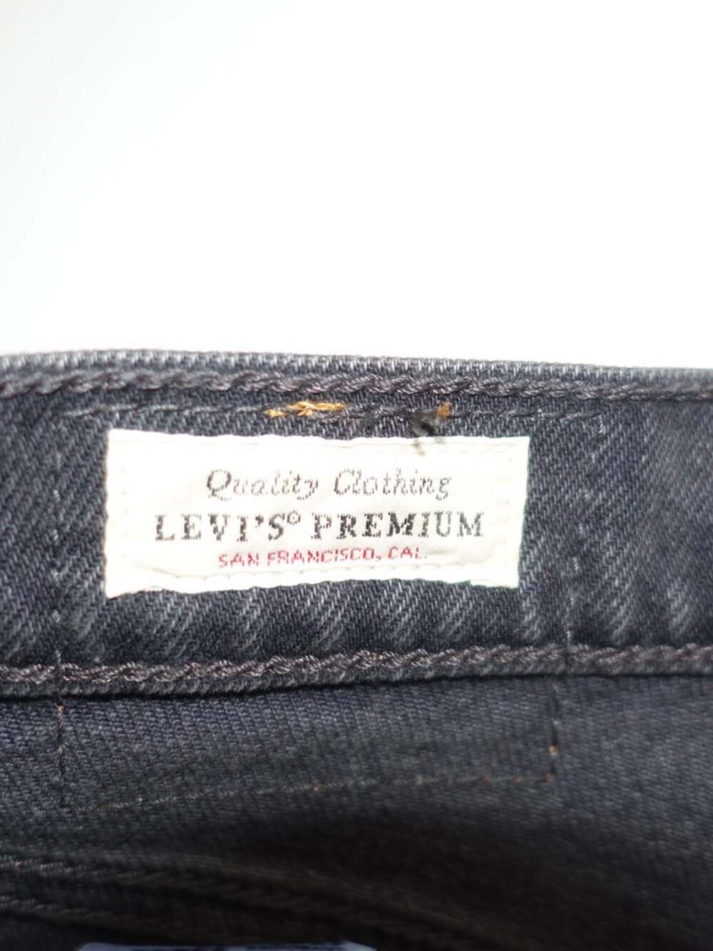 Levi's Women's Premium Ribcage Straight Jeans Size 25 High Rise 31" Inseam Denim - Picture 4 of 8
